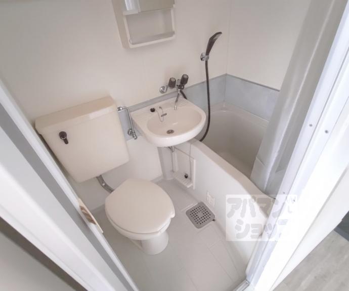 【朝日プラザ三条口】間取