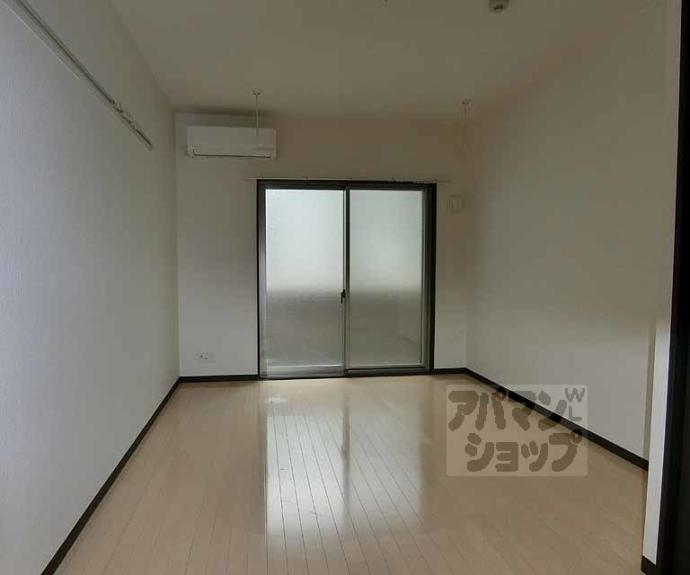 【サクシード西院】間取