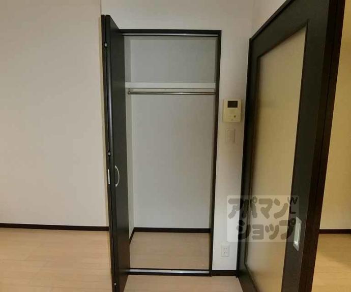 【サクシード西院】間取