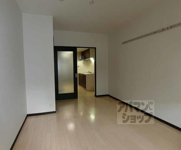 【サクシード西院】間取