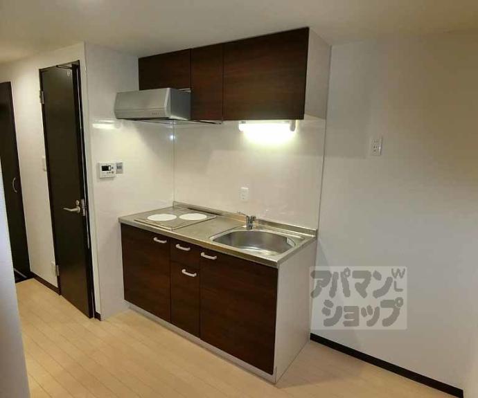 【サクシード西院】間取