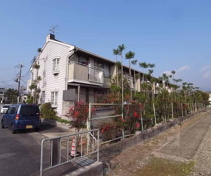 【ファミール嵯峨野】間取