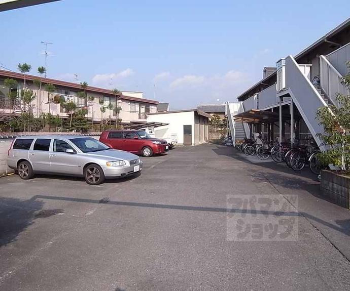 【ファミール嵯峨野】間取