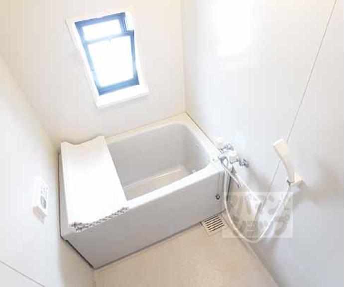 【コンフォール鳴滝】間取