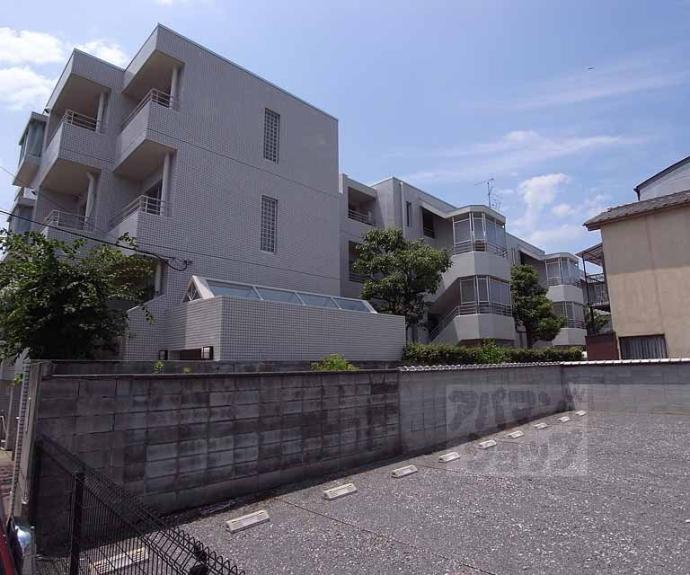 【グリーンパレス蚕の社】間取