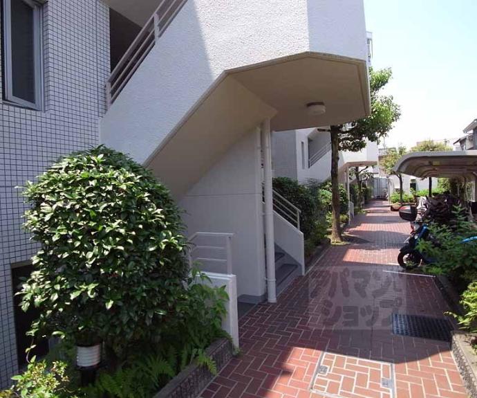 【グリーンパレス蚕の社】間取