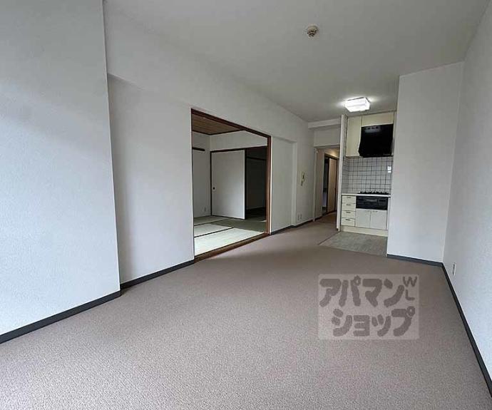 【グリーンパレス蚕の社】