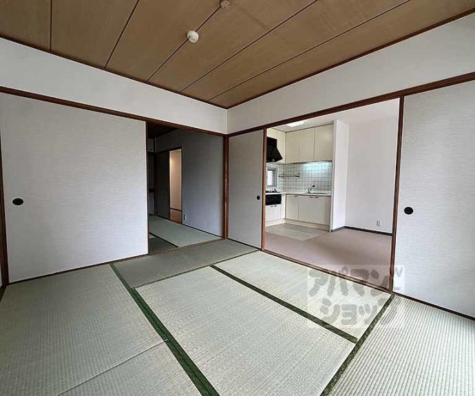 【グリーンパレス蚕の社】