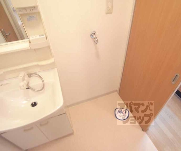 【ロザージュ西京極】間取