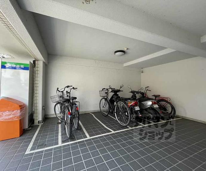 【ＤＥＴＯＭ－１御所南】間取