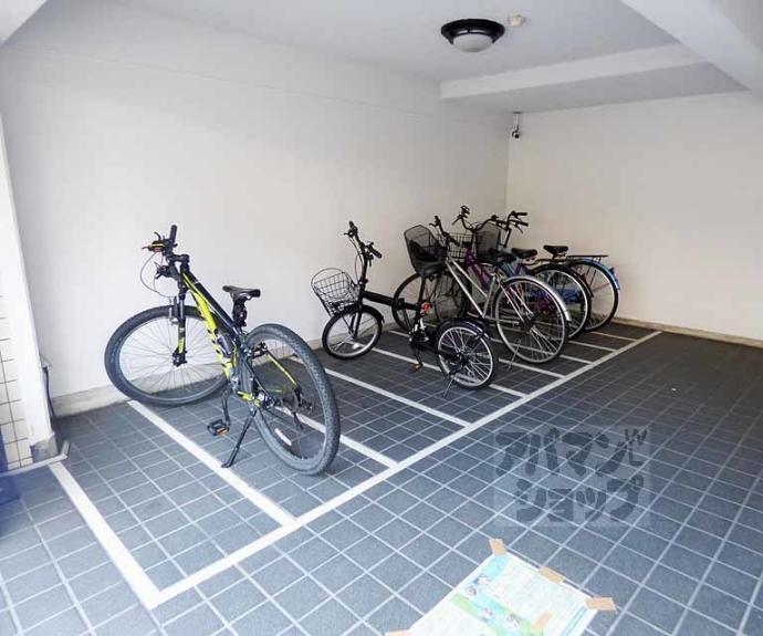 【デトム・ワン御所南】間取