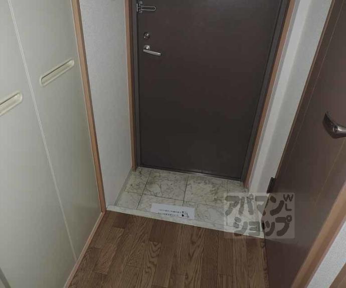 【エリーフラッツ西ノ京】間取