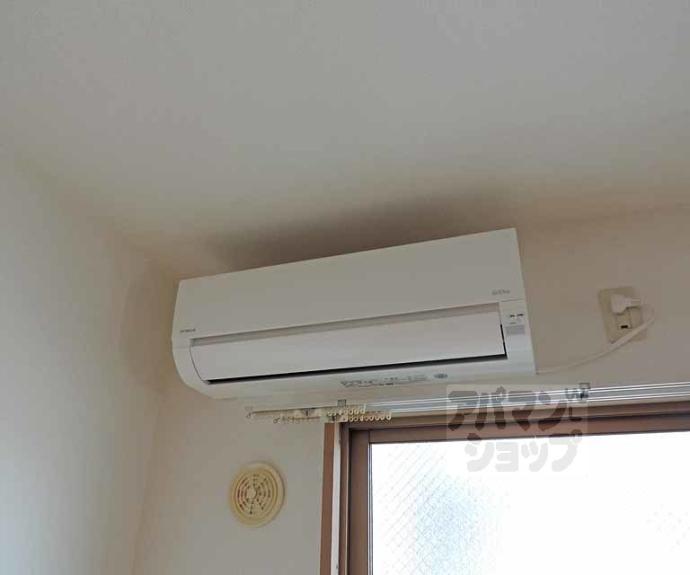 【エリーフラッツ西ノ京】間取