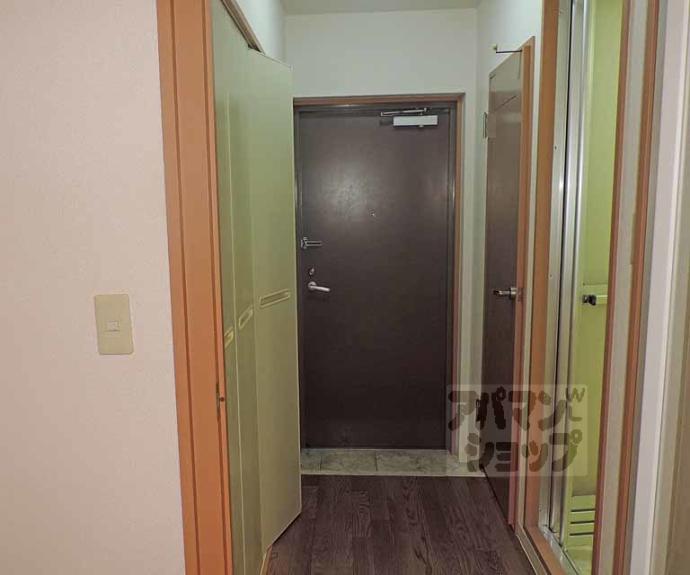 【エリーフラッツ西ノ京】間取