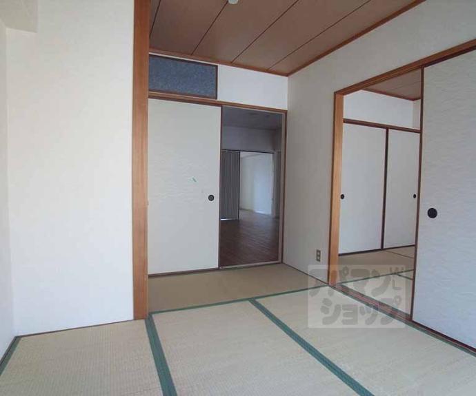 【ロイヤル室町】間取