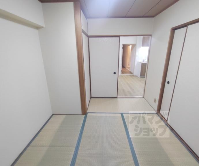 【ロイヤル室町】間取