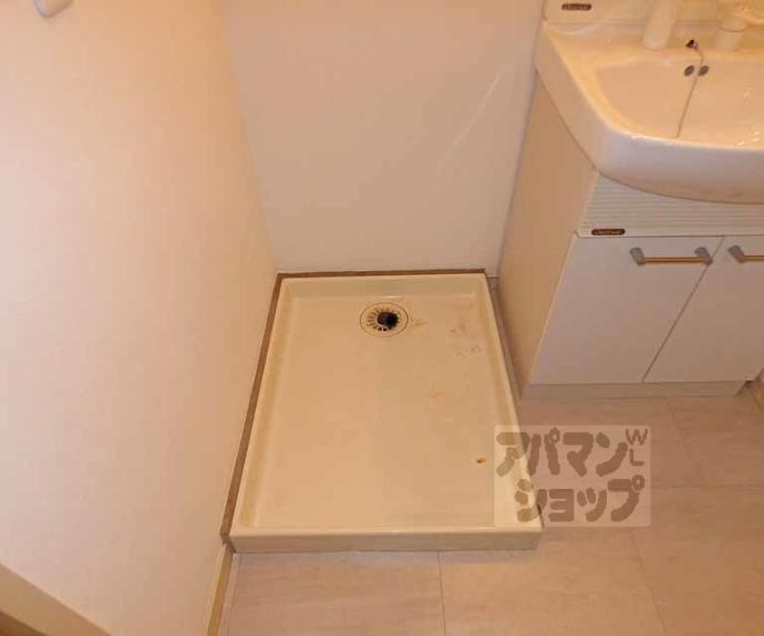 【ロイヤル室町】