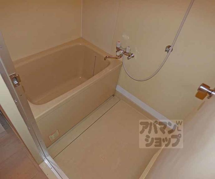 【ロイヤル室町】間取