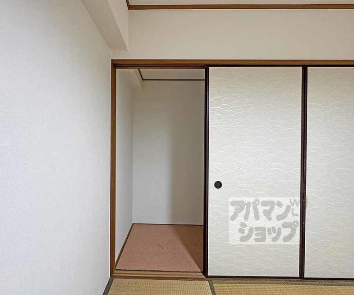 【ロイヤル室町】間取