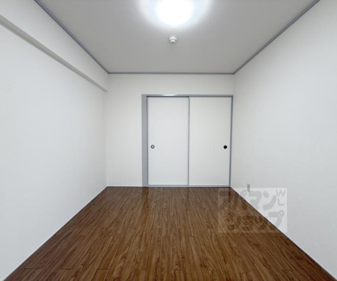【ロイヤル室町】間取