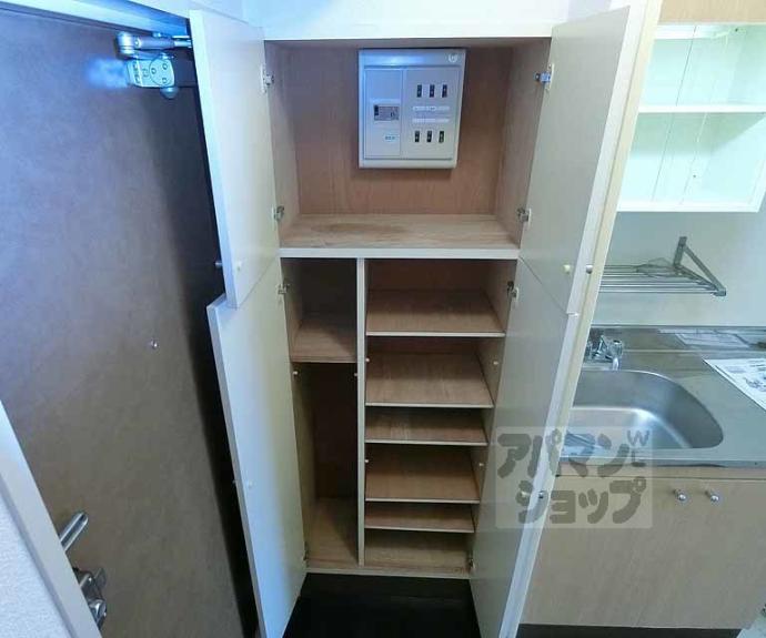 【ＤＥＴＯＭ－１烏丸二条】間取