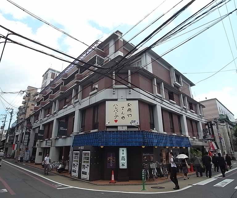 ロイヤルプラザビル