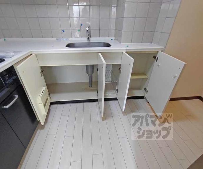 【ヴェルビュ二条城東】間取