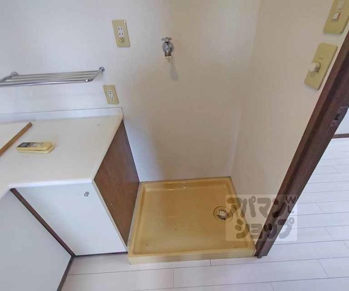 【ヴェルビュ二条城東】間取