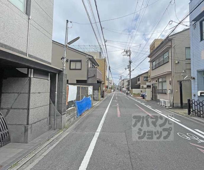 【ヴェルビュ二条城東】間取