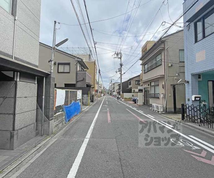 【ヴェルビュ二条城東】間取