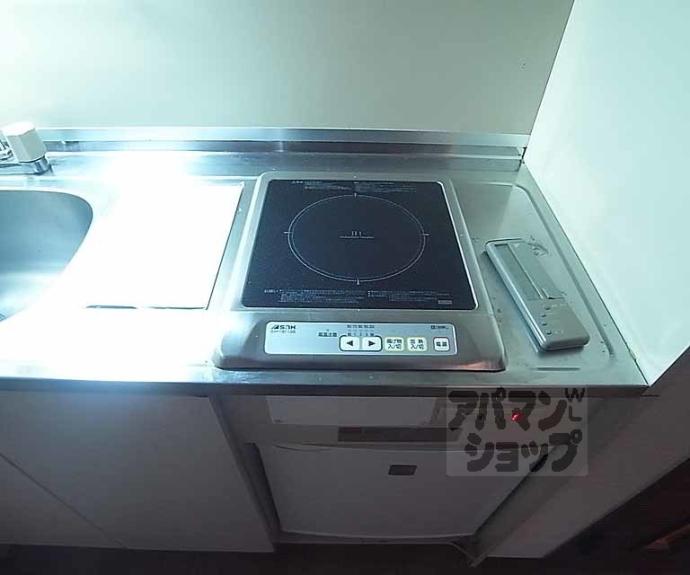 【ヴェルビュ二条城東】間取