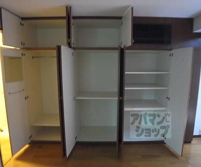 【ヴェルビュ二条城東】間取