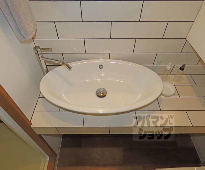 【ＤＥＴＯＭ－１二条城南】間取