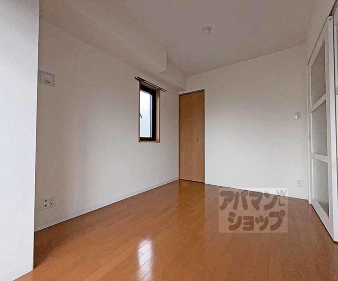 【メゾン・ド・フルール御幸町】間取