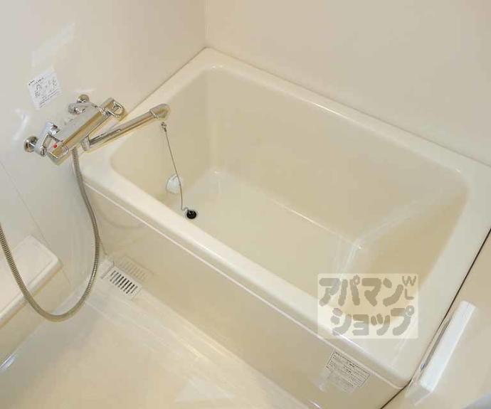 【メゾン・ド・フルール御幸町】間取