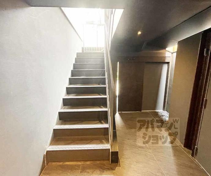 【祇園ＺＥＮ　ＢＵＩＬＤＩＮＧ】間取