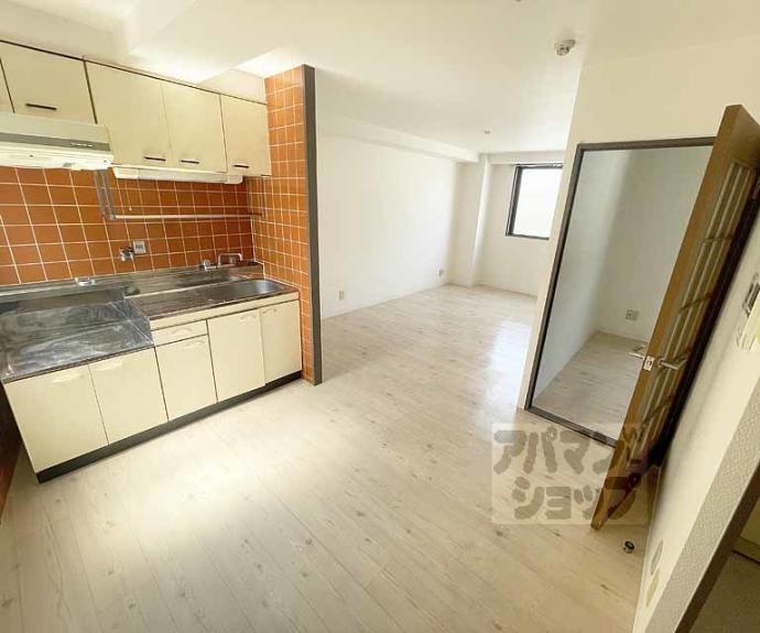 【祇園ＺＥＮ　ＢＵＩＬＤＩＮＧ】間取