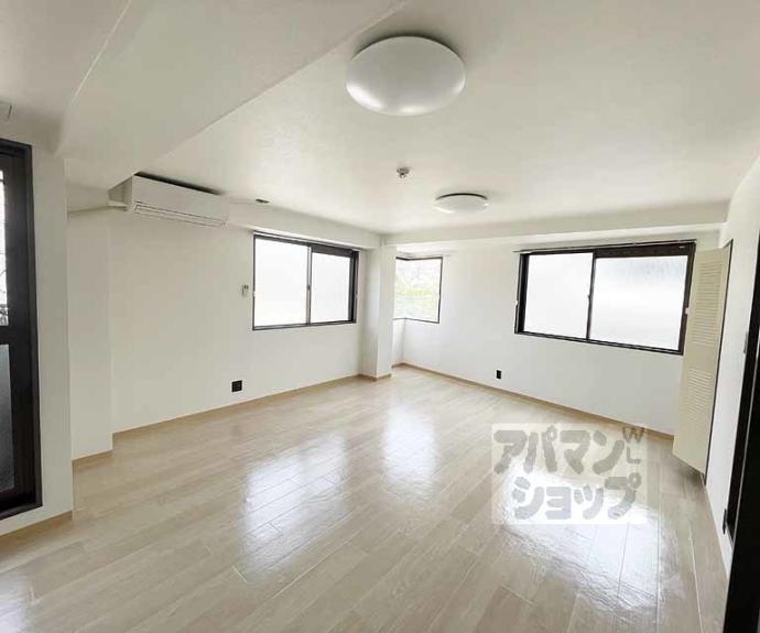 【祇園ＺＥＮ　ＢＵＩＬＤＩＮＧ】間取