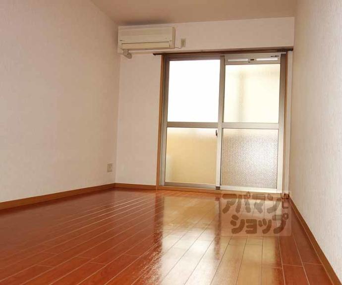 【ビレイユ眞英七条本町】間取