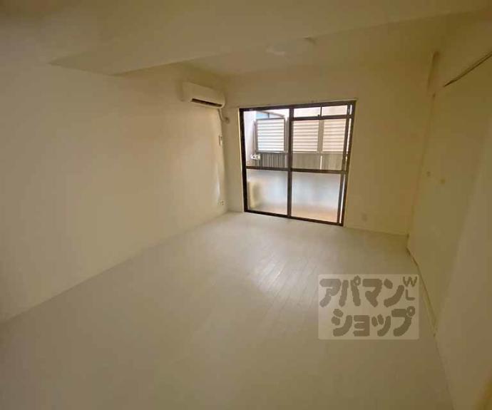 【ファーストコート東山三条】間取