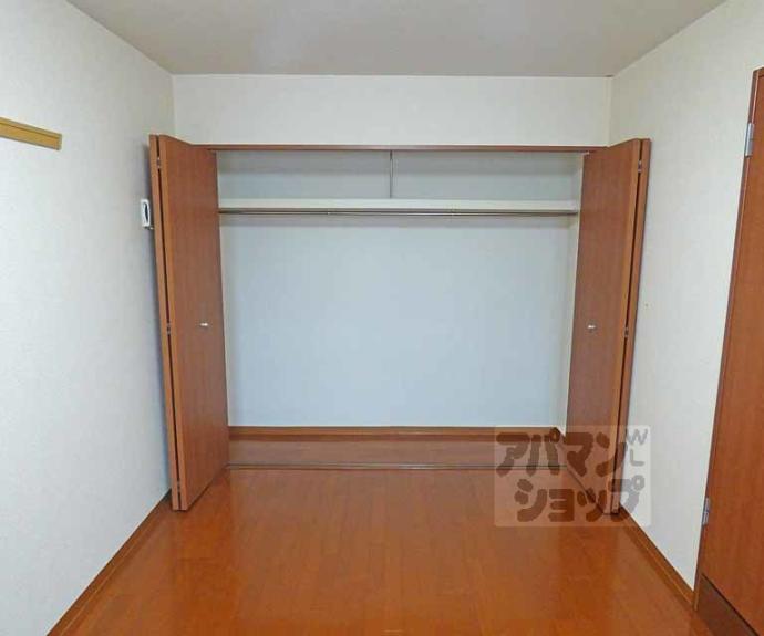 【ＲＯＯＴＳ二条城南】間取