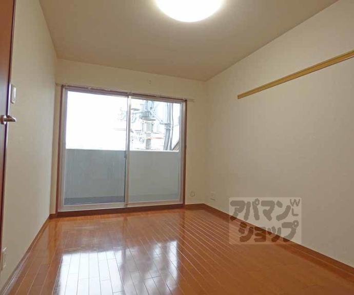 【ＲＯＯＴＳ二条城南】間取