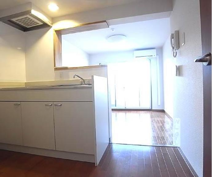 【ROOTS二条城南】間取