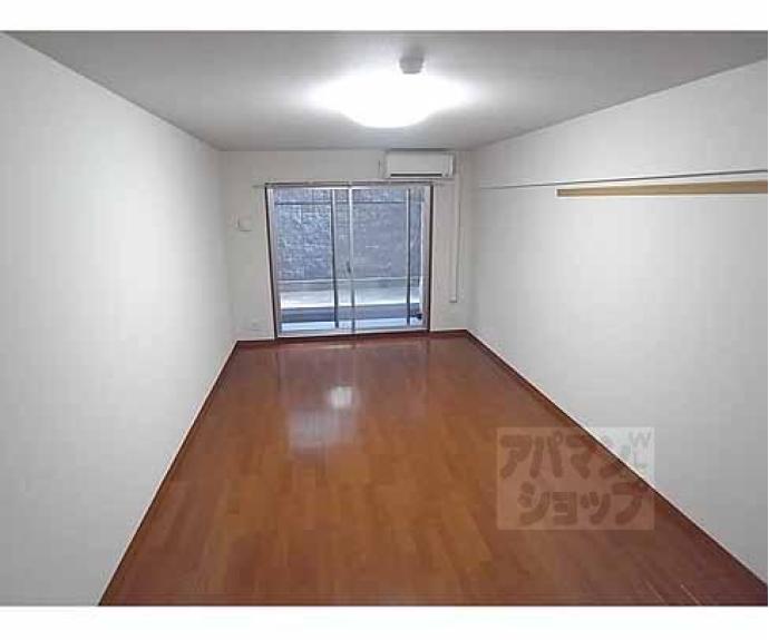 【ROOTS二条城南】間取