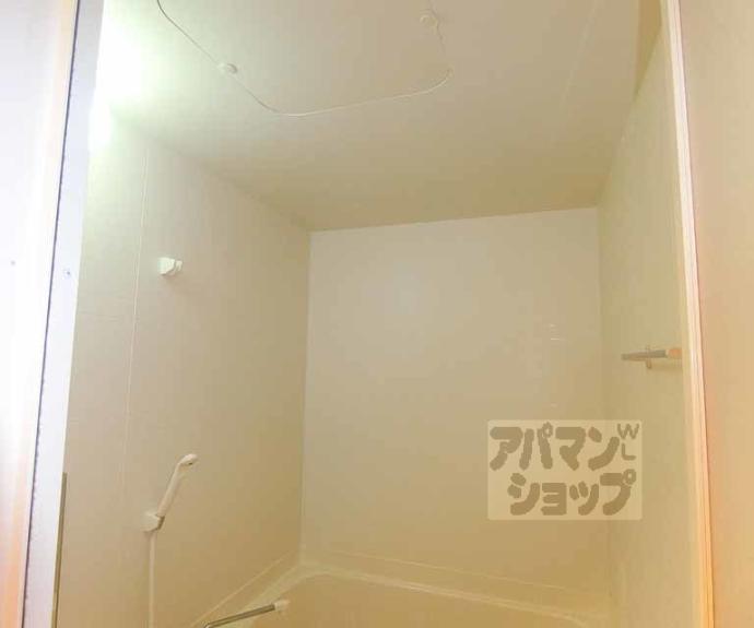 【ＲＯＯＴＳ二条城南】間取