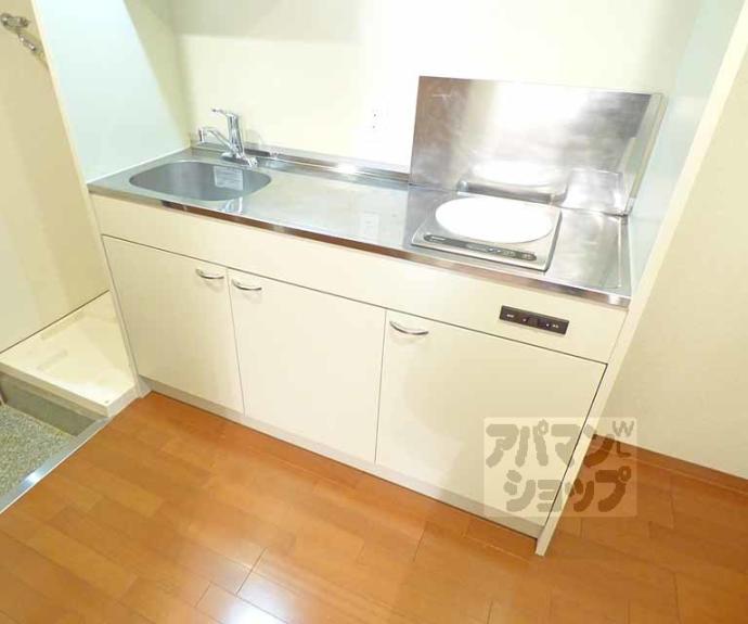 【ROOTS二条城南】間取