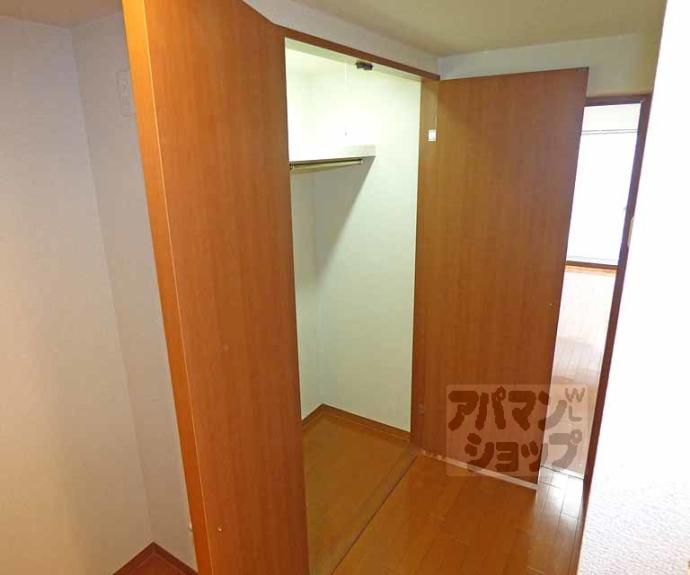 【ROOTS二条城南】間取