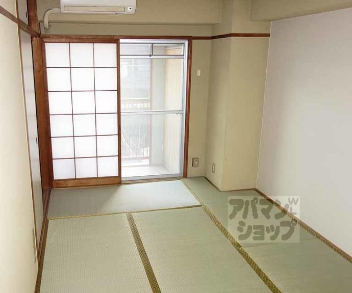 【カーサデ東山】間取