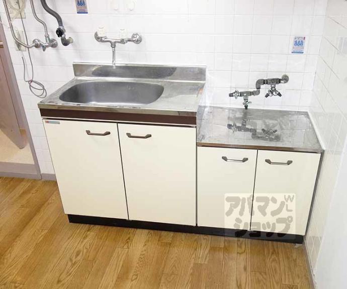 【カーサデ東山】間取