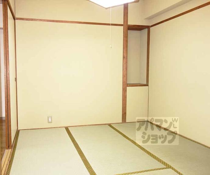 【カーサデ東山】間取